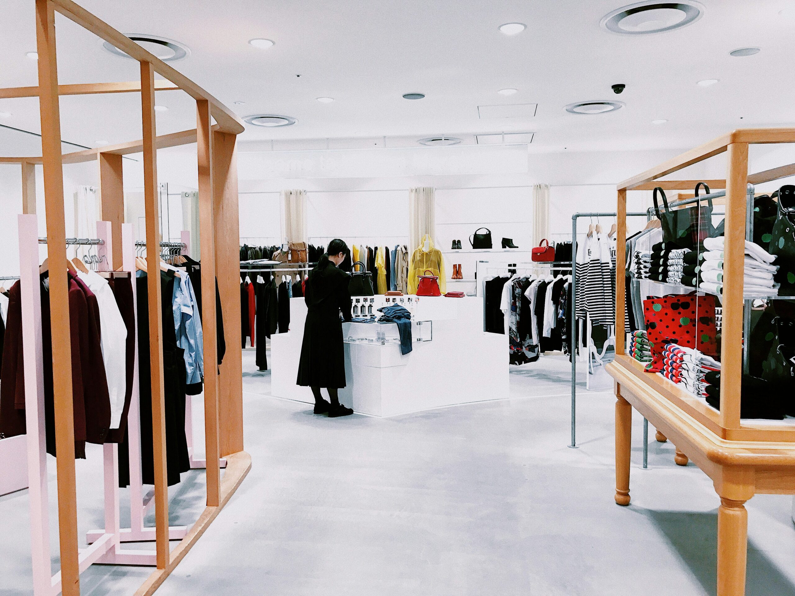 LEMAN Fashion & Retail
